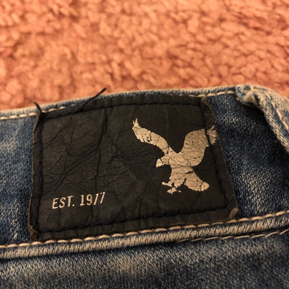 American Eagle Ripped Skinny Jeans - Picture 5 of 7